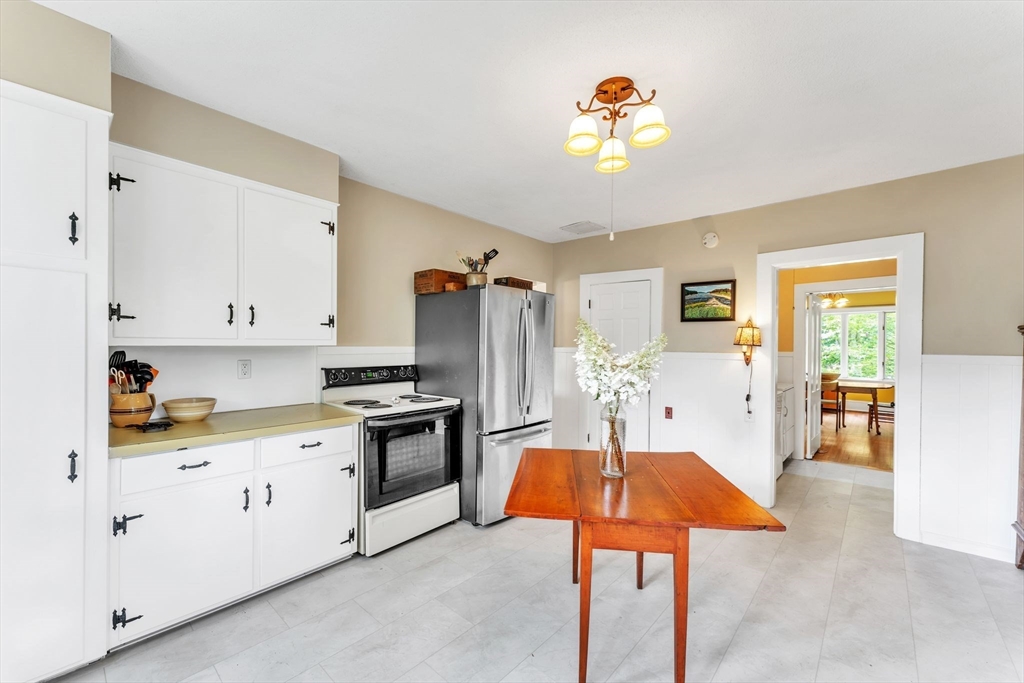 125 Emerson Road Longmeadow, MA 01106 - Photo 10 of 35 Gallery Image 10