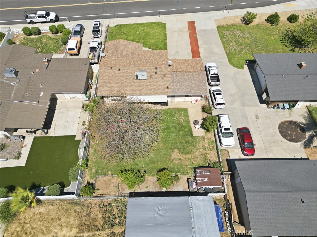 183 East County Line Road Calimesa, CA 92320 - Photo 25 of 31 an aerial view of a house