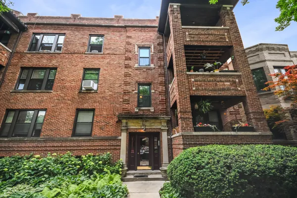 $2,750 | 4706 North Maplewood Avenue, Unit 2, Chicago, IL 60625