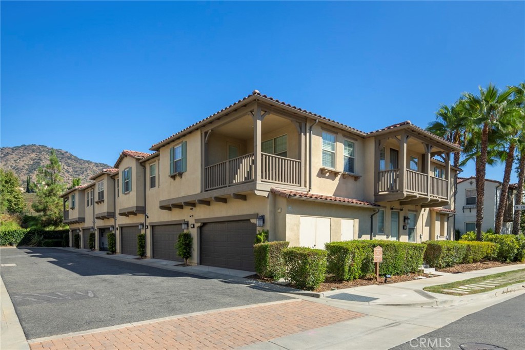 869 East Mountain Way, Unit D Azusa, CA 91702 - Photo 28 of 55 a front view of a building