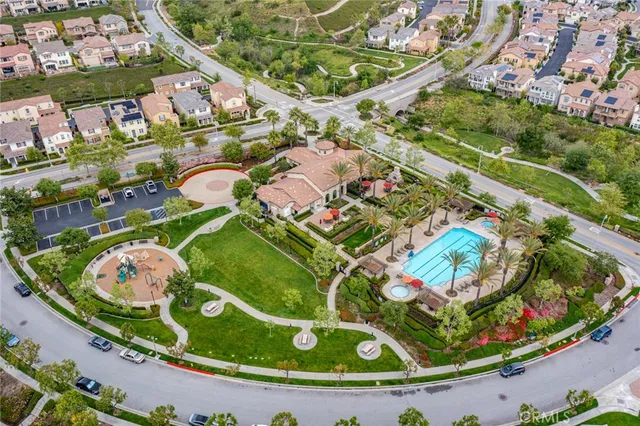 $730,000 | 869 East Mountain Way, Unit D, Azusa, CA 91702