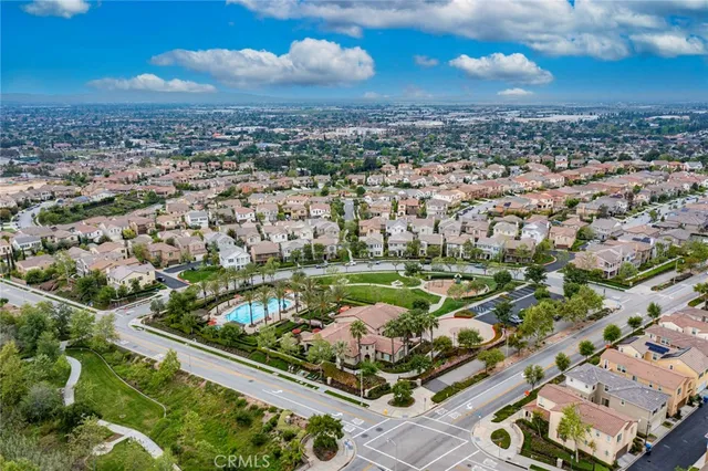 $730,000 | 869 East Mountain Way, Unit D, Azusa, CA 91702