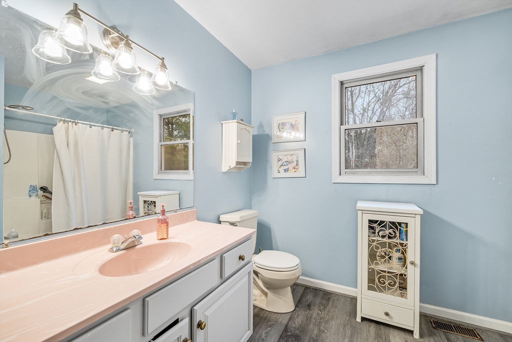 4 Hillside Drive Sutton, MA 01590 - Photo 15 of 23