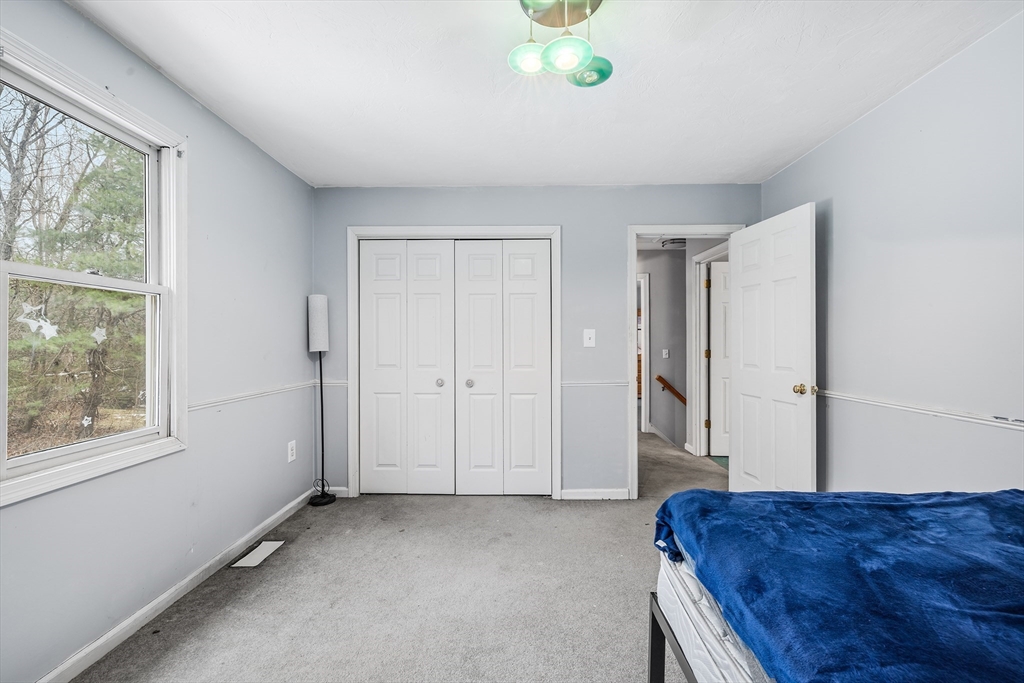 4 Hillside Drive Sutton, MA 01590 - Photo 20 of 23