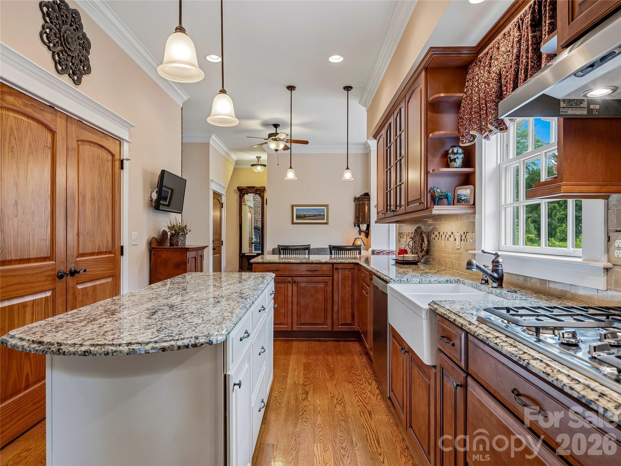 76 Edgelawn Road Asheville, NC 28804 - Photo 12 of 48