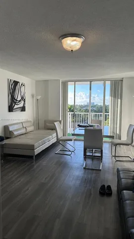 $269,000 | 2000 Northeast 135th Street, Unit 509, North Miami, FL 33181