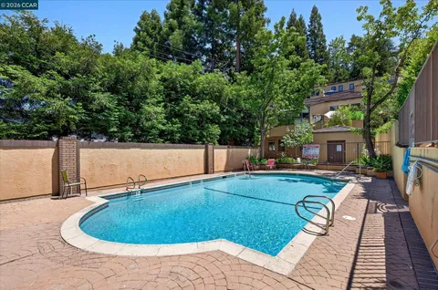 $940,000 | 3279 Mt Diablo Court, Unit 18, Lafayette, CA 94549