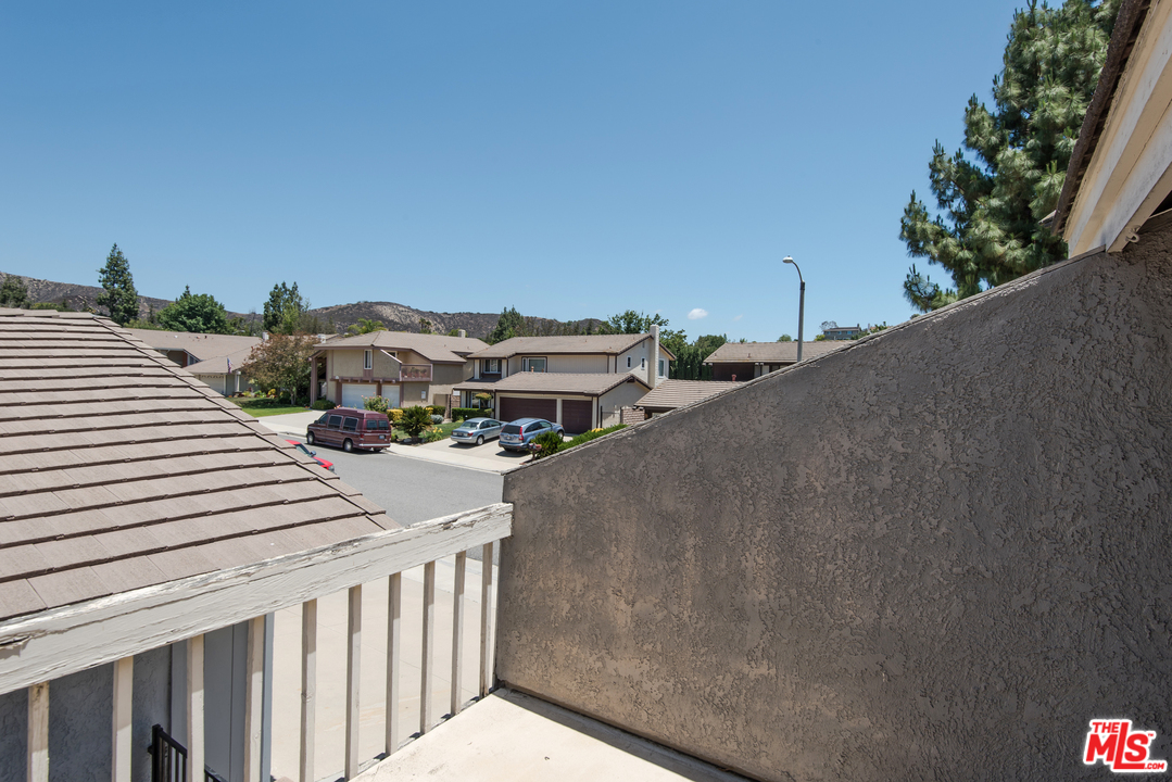 5533 Jon Dodson Drive Agoura Hills, CA 91301 - Photo 9 of 23 a view of a terrace