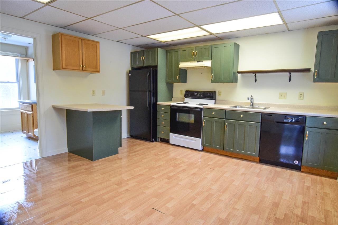 33 Roller Coaster Road Laconia, NH 03246 - Photo 3 of 27