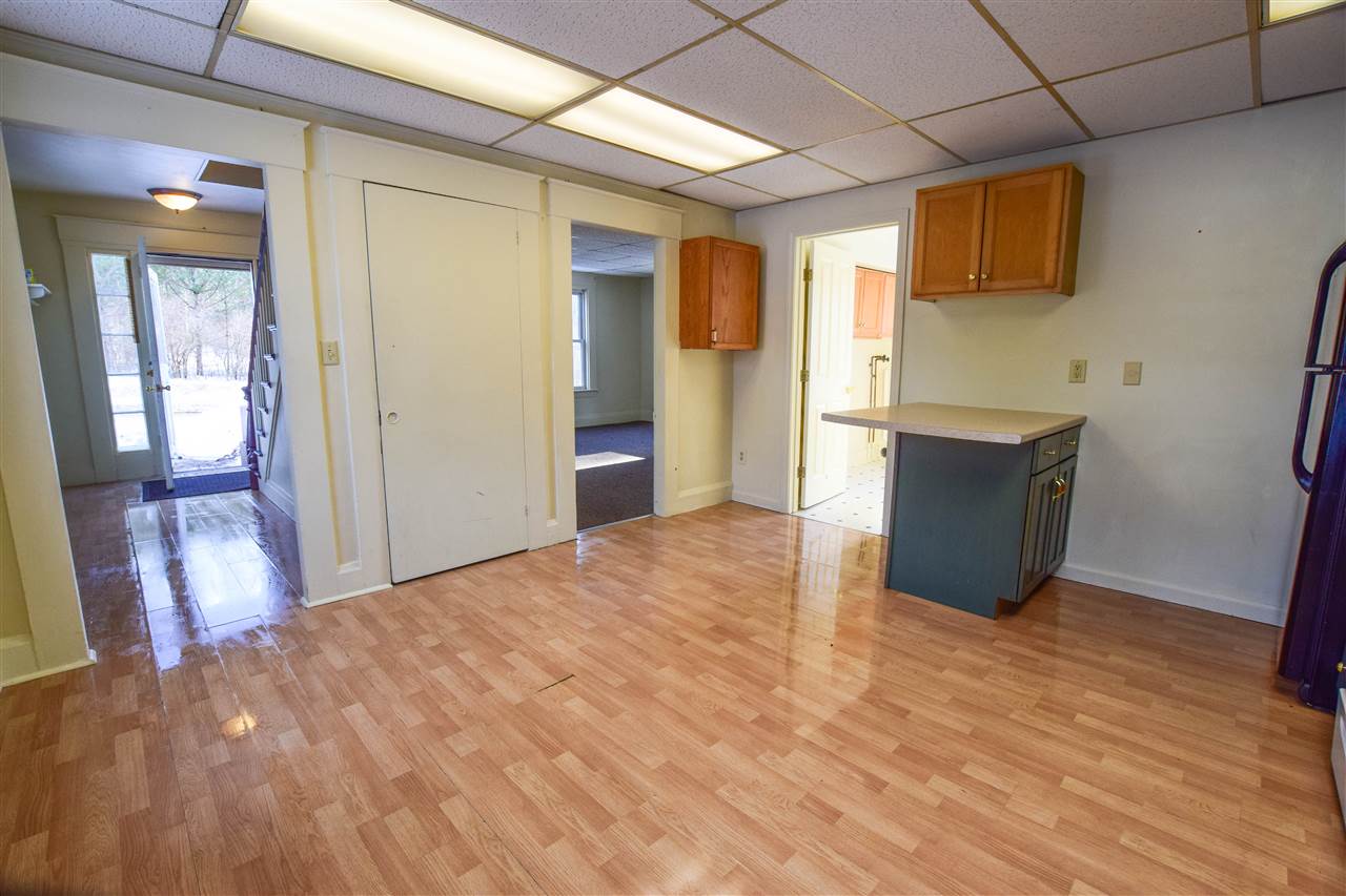 33 Roller Coaster Road Laconia, NH 03246 - Photo 4 of 27