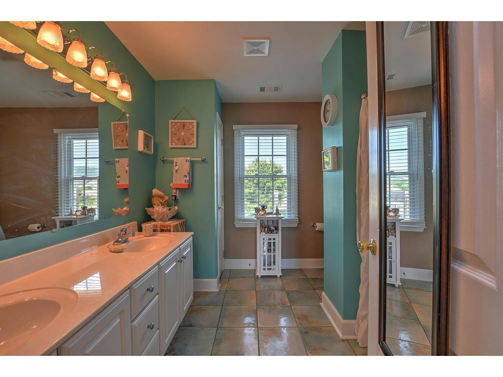 3405 Bailey Ranch Road Kingsport, TN 37660 - Photo 14 of 35 Photo 15