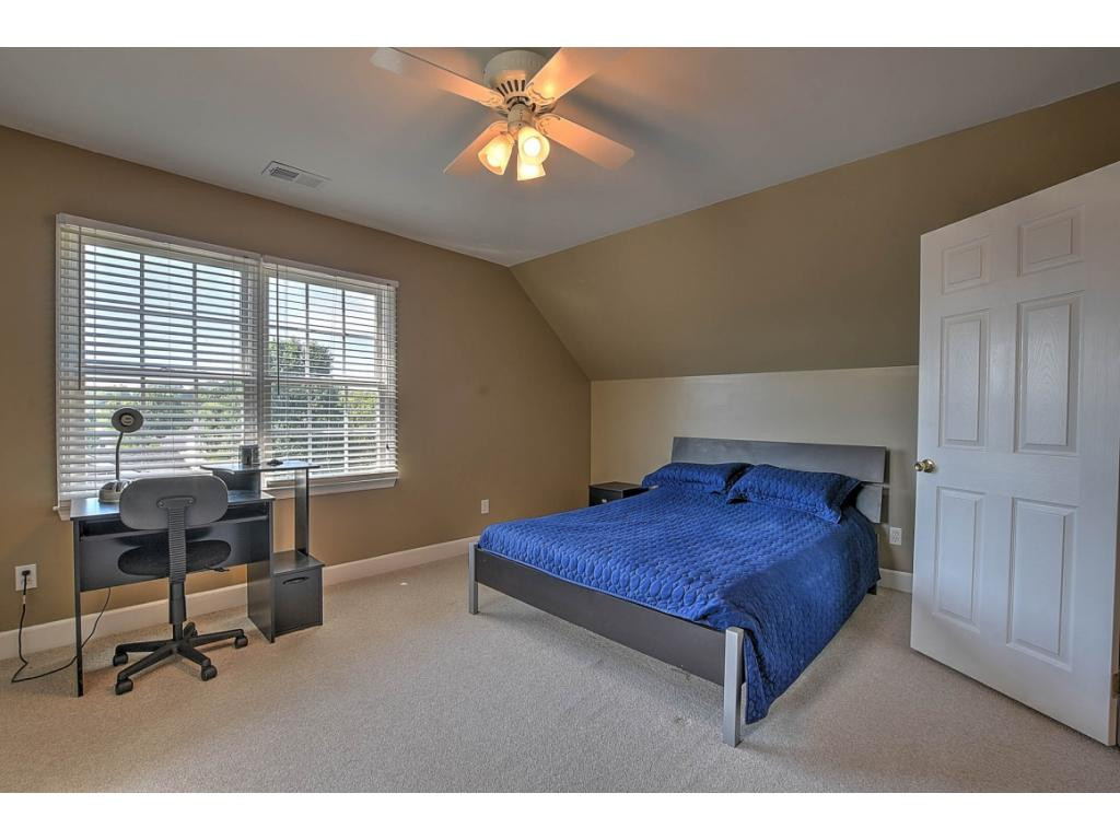3405 Bailey Ranch Road Kingsport, TN 37660 - Photo 21 of 35 Photo 22