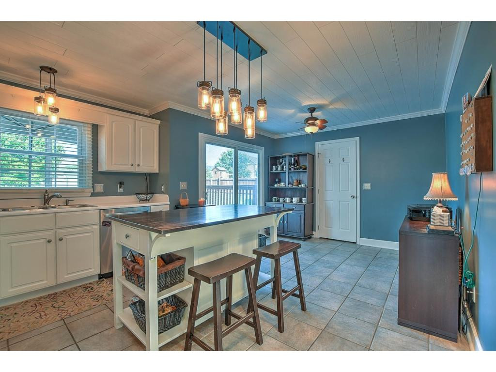 3405 Bailey Ranch Road Kingsport, TN 37660 - Photo 6 of 35 Photo 7