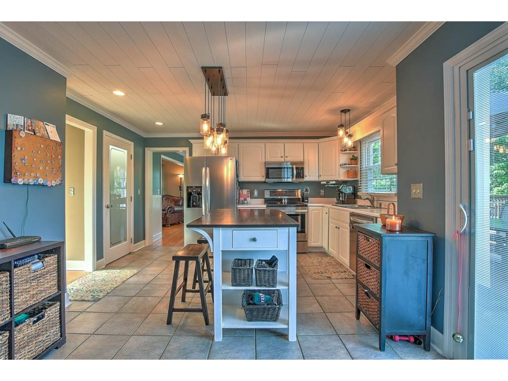 3405 Bailey Ranch Road Kingsport, TN 37660 - Photo 7 of 35 Photo 8