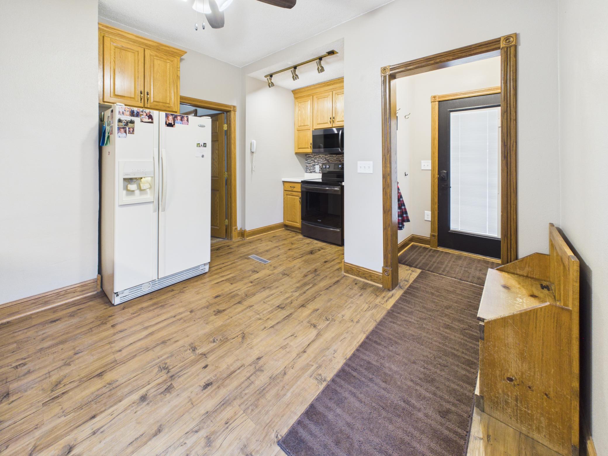 503 Main Street East Freeport, MN 56331 - Photo 7 of 45