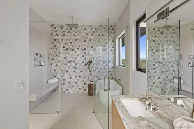 $6,649,000 | 2448 Sagebrush Court, La Jolla, CA 92037