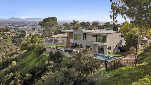 $6,649,000 | 2448 Sagebrush Court, La Jolla, CA 92037