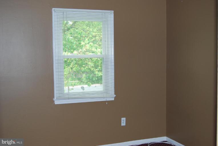10433 Sweepstakes Road Damascus, MD 20872 - Photo 12 of 15 Bedroom #3