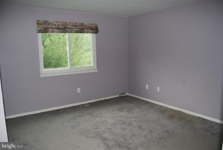 10433 Sweepstakes Road Damascus, MD 20872 - Photo 10 of 15 Master Bedroom