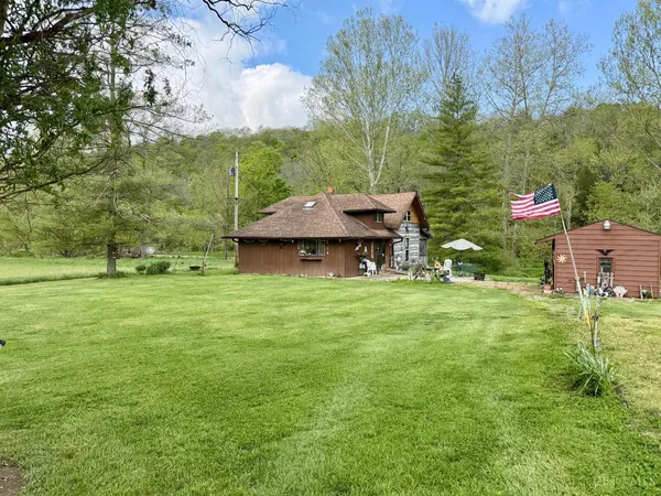 $599,000 | 6033 Siemon Road, Brookville, IN 47012