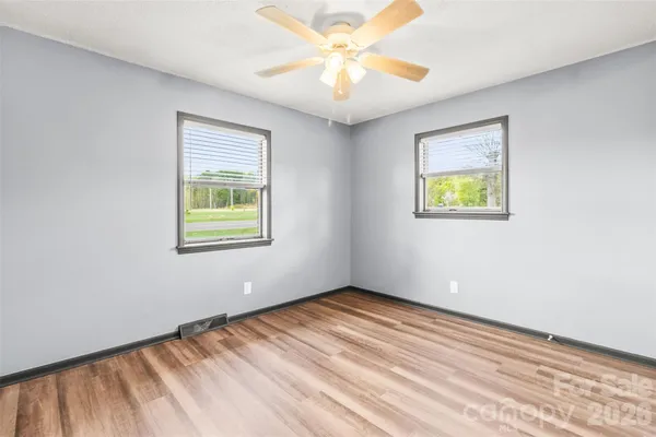 $178,000 | 507 J C Dellinger Road, Cherryville, NC 28021