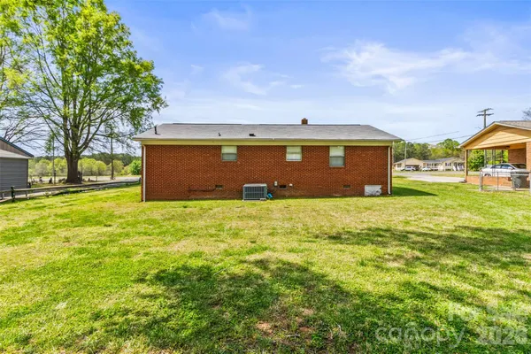 $178,000 | 507 J C Dellinger Road, Cherryville, NC 28021