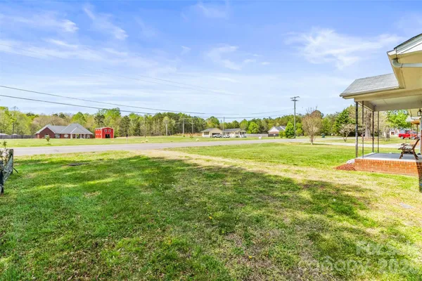 $178,000 | 507 J C Dellinger Road, Cherryville, NC 28021