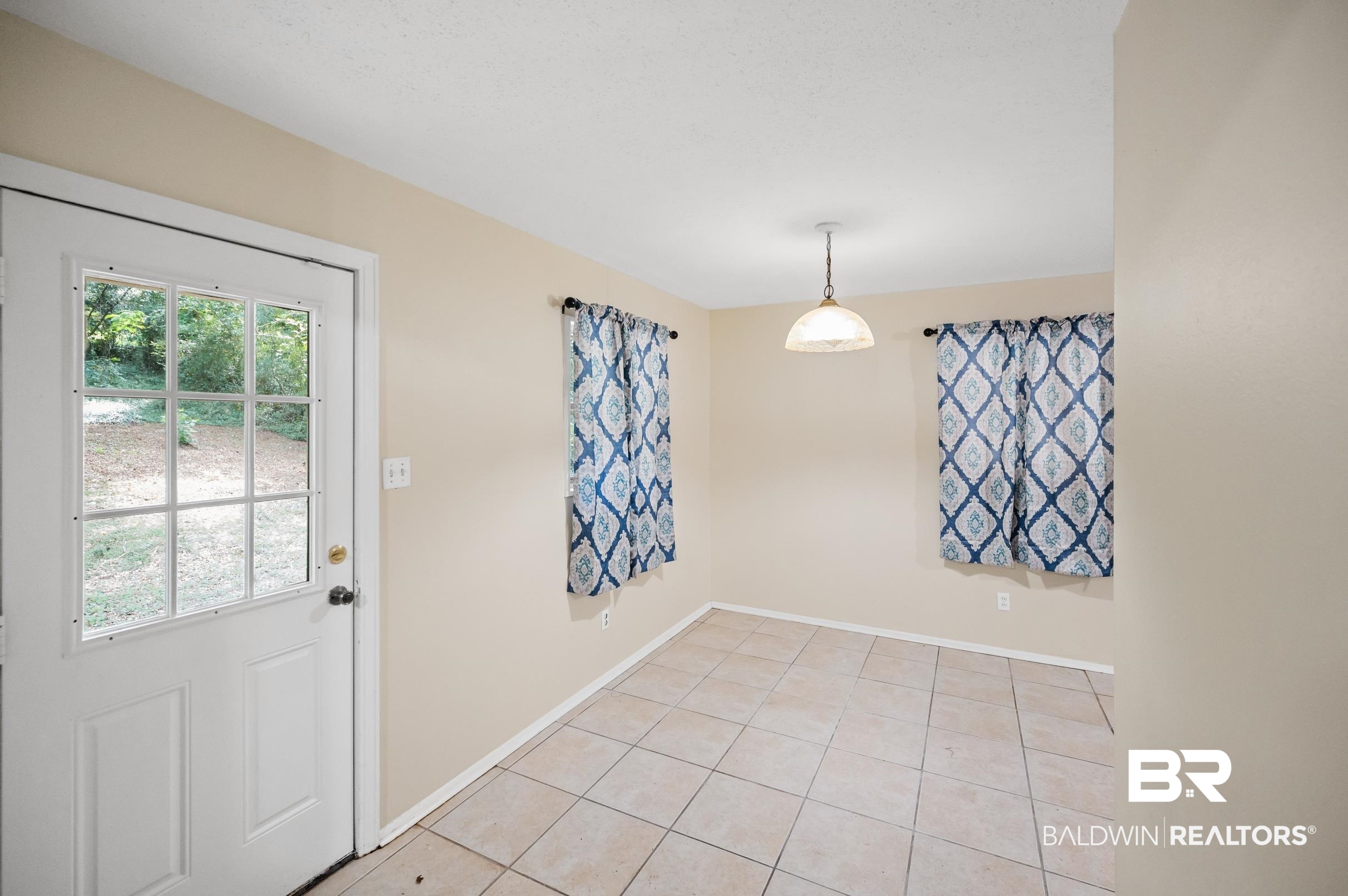 4113 Seabreeze Road Mobile, AL 36609 - Photo 10 of 18
