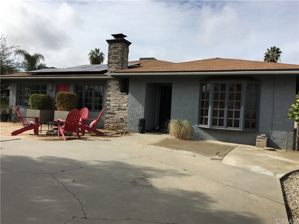 14180 Laurel Drive Riverside, CA 92503 - Photo 12 of 43 Gallery Image 12