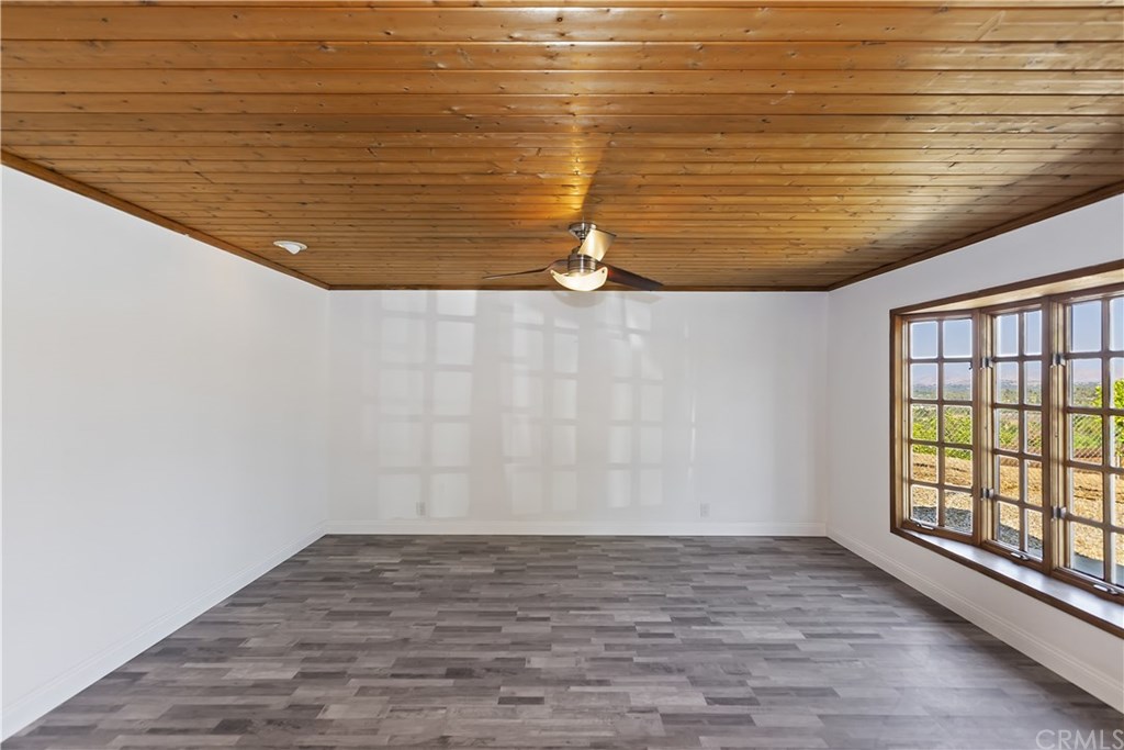 14180 Laurel Drive Riverside, CA 92503 - Photo 20 of 43 Gallery Image 20