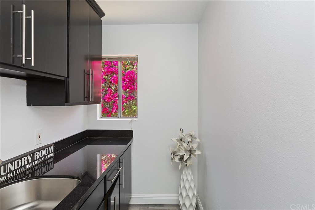14180 Laurel Drive Riverside, CA 92503 - Photo 30 of 43 Gallery Image 30