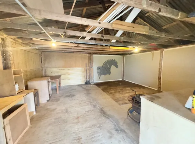 $1,900 | 110 Marek Road, Elgin, TX 78621