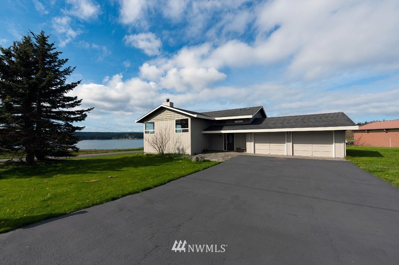 717 North Holbrook Road Coupeville, WA 98239 - Photo 2 of 14 Gallery Image 2