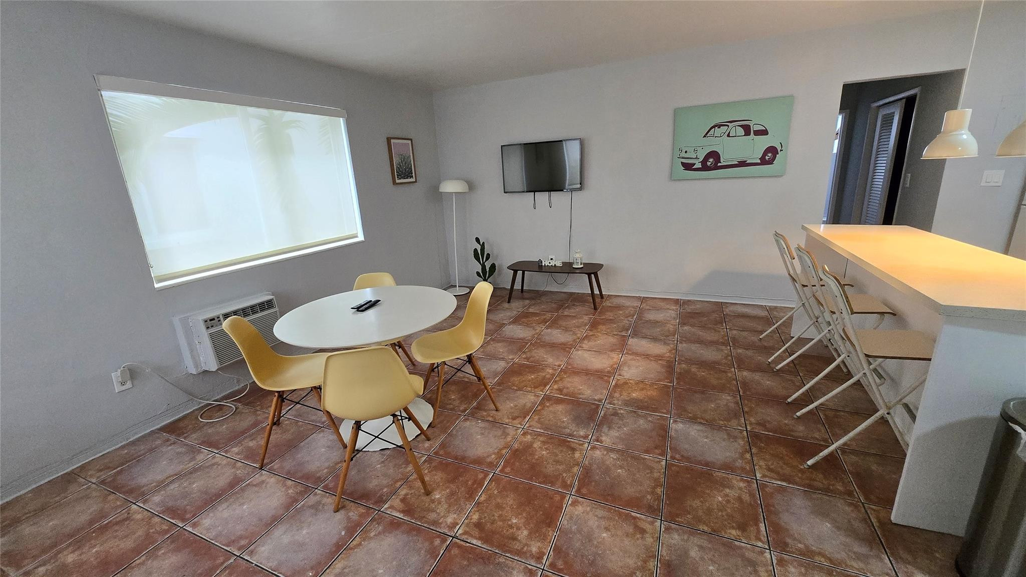 7725 Harding Avenue, Unit 2 Miami Beach, FL 33141 - Photo 3 of 13 Photo 3
