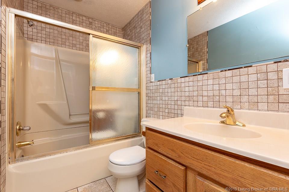 6926 Rita Lane Northeast Georgetown, IN 47122 - Photo 6 of 24