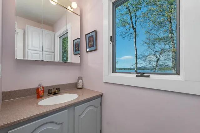 $3,000 | 487 Forest Road, Wolfeboro, NH 03894