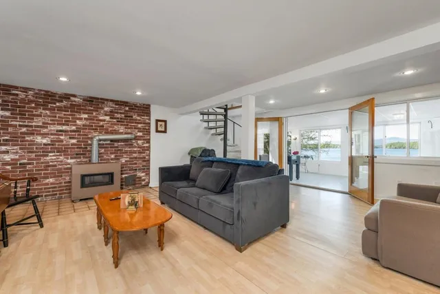 $3,000 | 487 Forest Road, Wolfeboro, NH 03894