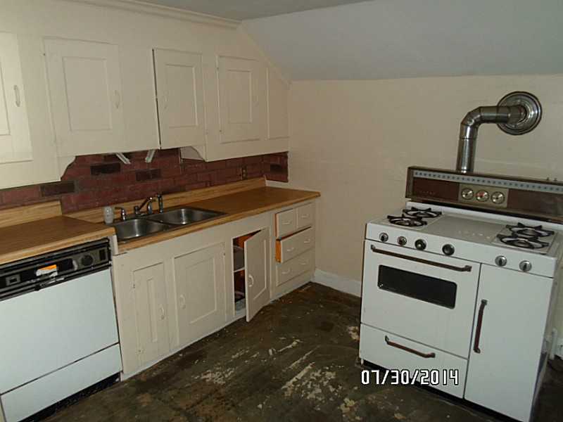 719 Fairmount Street Woonsocket, RI 02895 - Photo 6 of 18 Exterior Front.