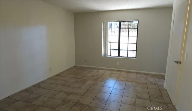 $2,450 | 1112 Turquoise Street, Hemet, CA 92543
