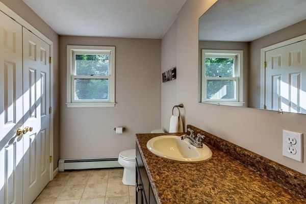 37 Cooper Road Northbridge, MA 01534 - Photo 20 of 28