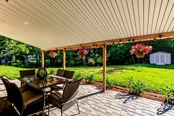 37 Cooper Road Northbridge, MA 01534 - Photo 6 of 28
