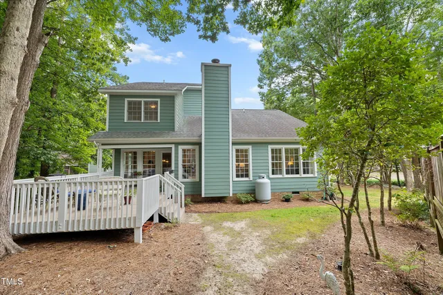 $317,900 | 3604 Willowtree Lane, Clayton, NC 27520