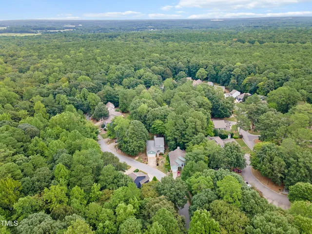 $317,900 | 3604 Willowtree Lane, Clayton, NC 27520