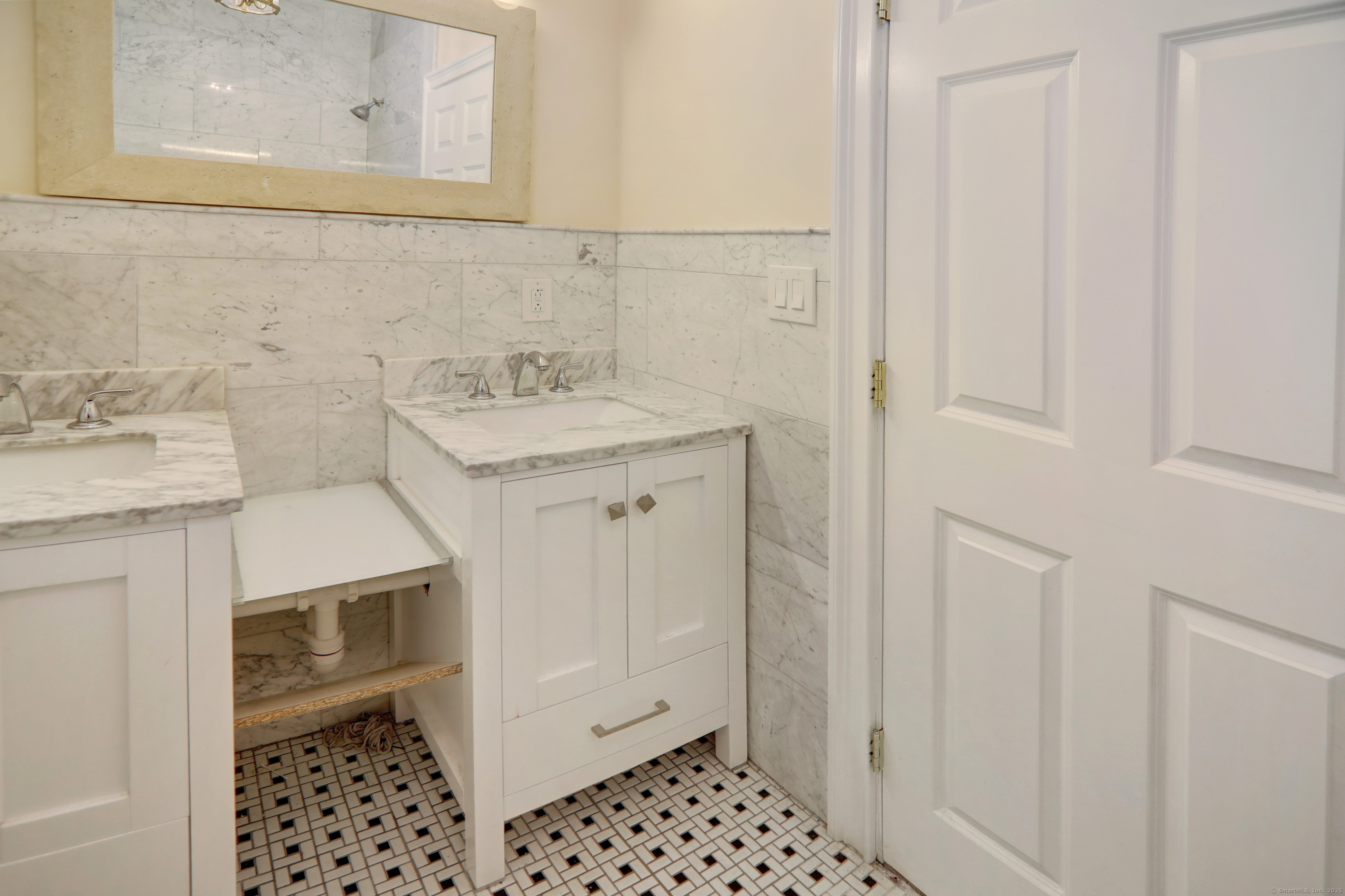 130 Murlyn Road Hamden, CT 06518 - Photo 15 of 40