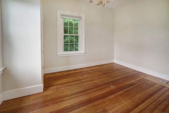 $780,000 | 130 Murlyn Road, Hamden, CT 06518