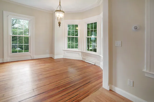 $780,000 | 130 Murlyn Road, Hamden, CT 06518