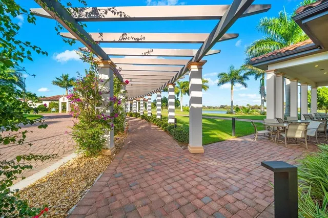 $549,000 | 10812 Tarflower Drive, Unit 201, Venice, FL 34293