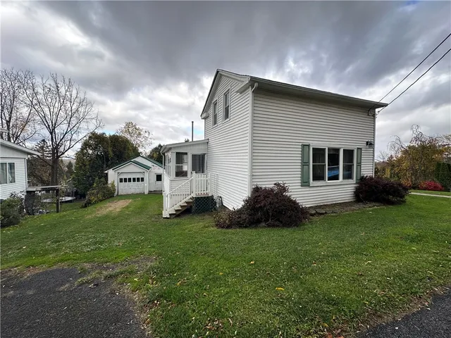 $119,900 | 5 1st Hill Street, Mentz, NY 13140