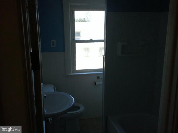 409 Haakon Road Brooklawn, NJ 08030 - Photo 7 of 18 Bathroom