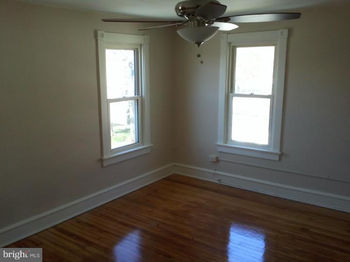 409 Haakon Road Brooklawn, NJ 08030 - Photo 10 of 18 Bedroom